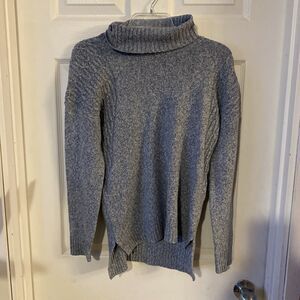 Evolution By Cyrus Sweater Women’s Size Small Slit Sides Grey Mock Neck